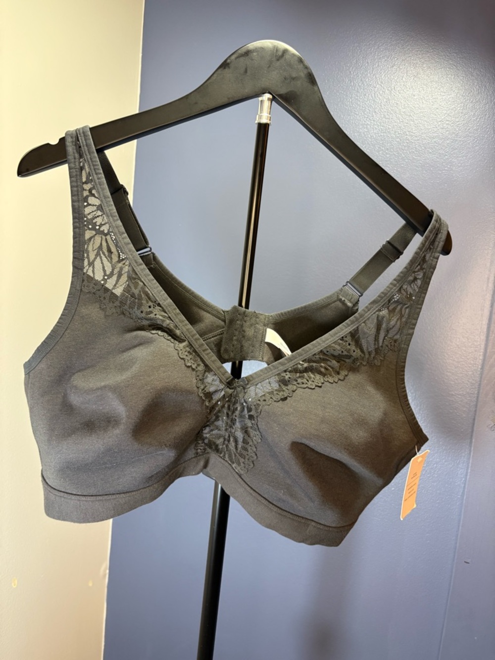 Auden Black Lace-Trim Wireless Bra